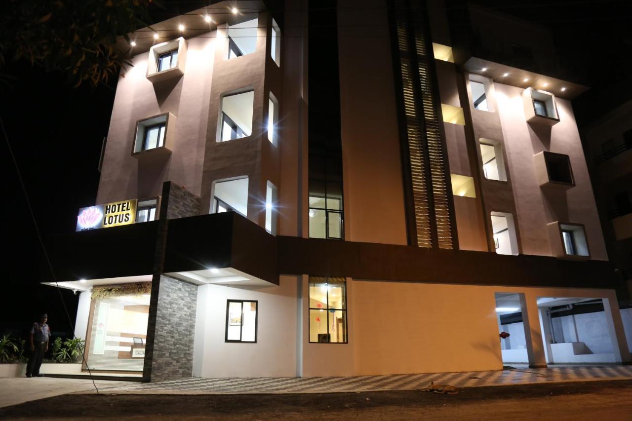 Hotel Lotus Chandrapur Zewnętrze zdjęcie