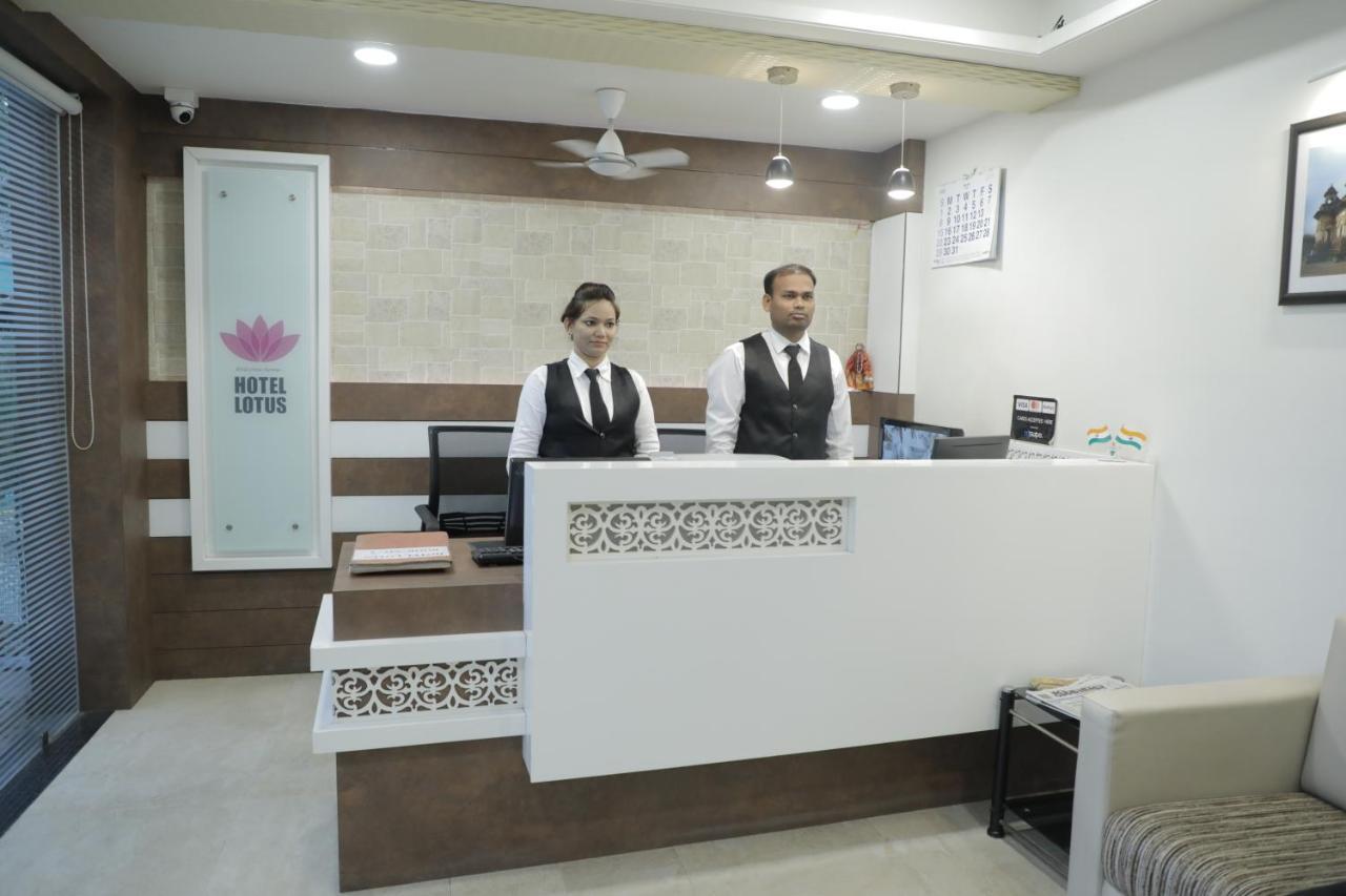 Hotel Lotus Chandrapur Zewnętrze zdjęcie