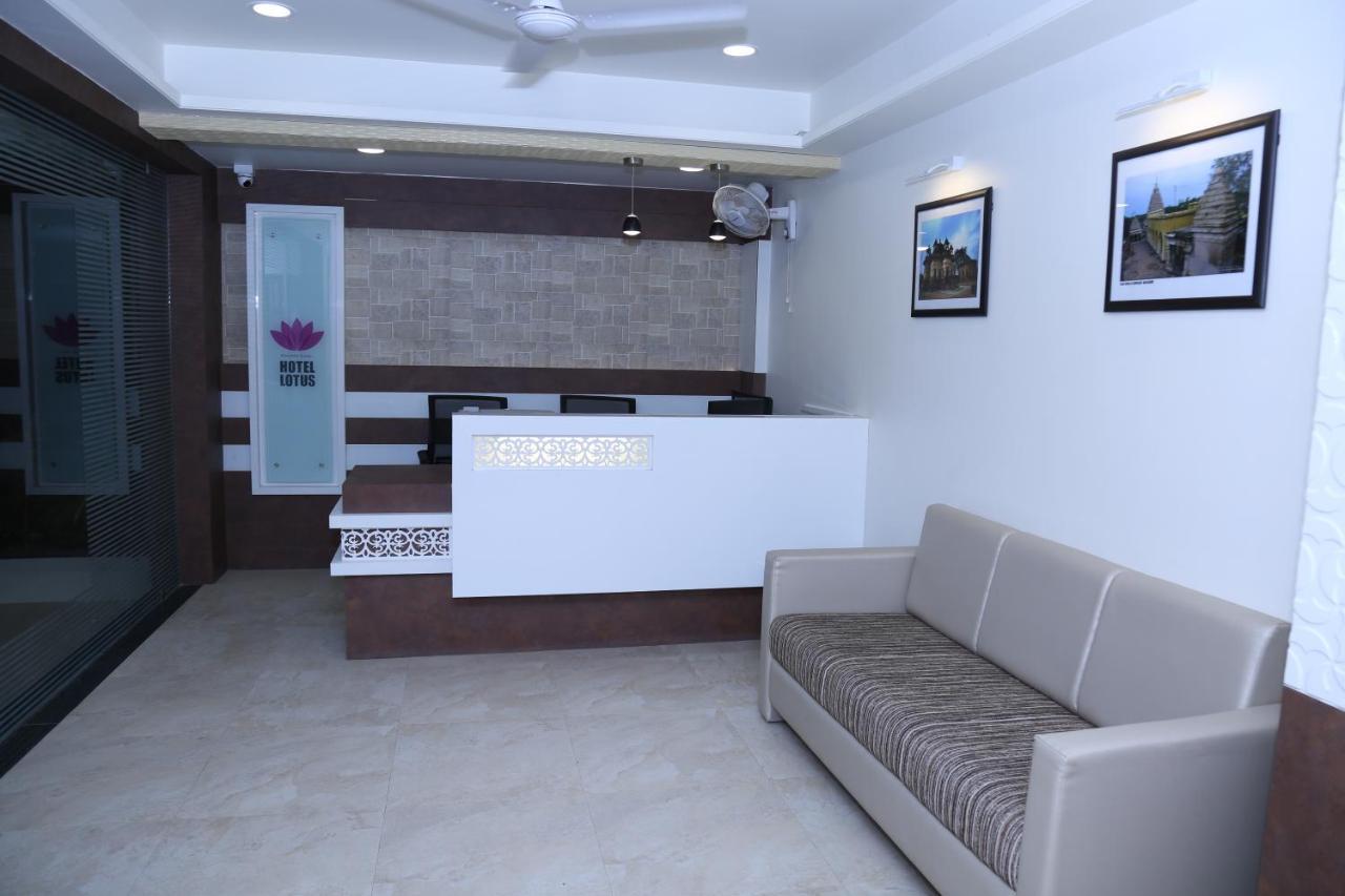 Hotel Lotus Chandrapur Zewnętrze zdjęcie