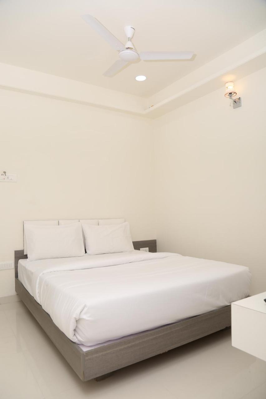 Hotel Lotus Chandrapur Zewnętrze zdjęcie