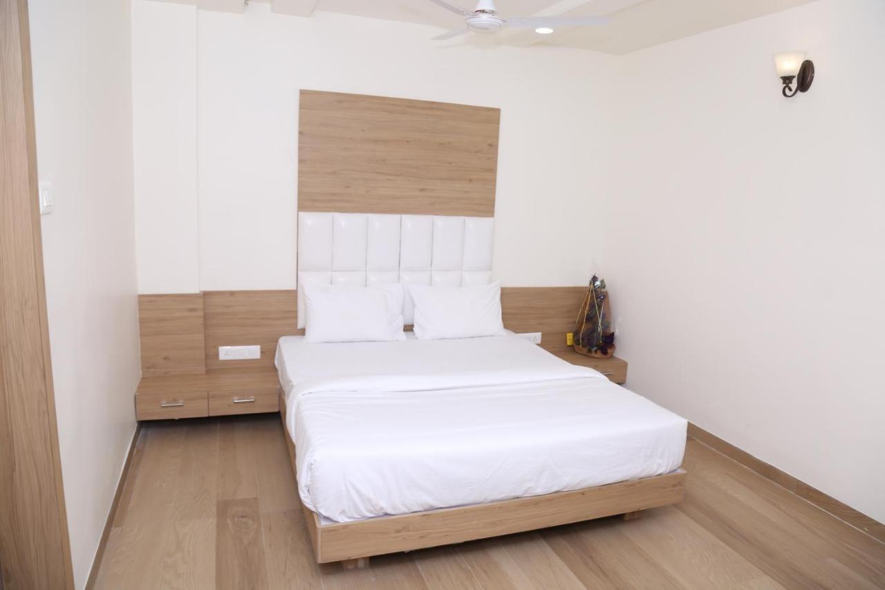 Hotel Lotus Chandrapur Zewnętrze zdjęcie