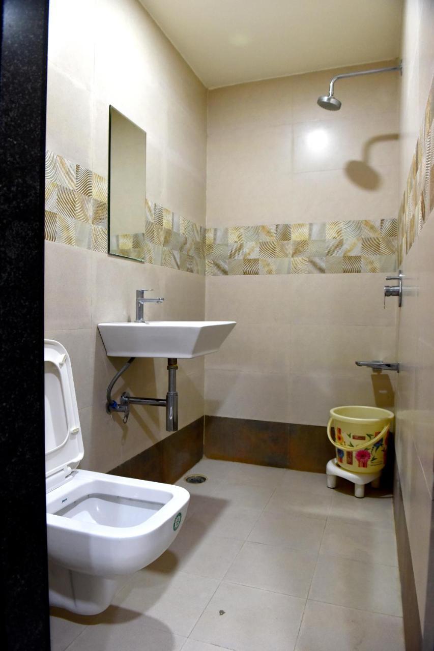 Hotel Lotus Chandrapur Zewnętrze zdjęcie