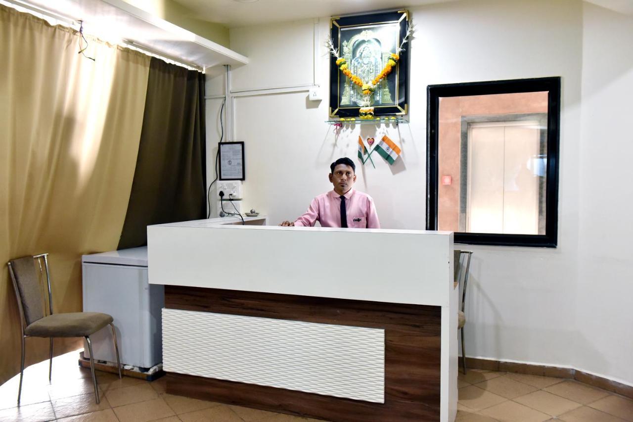 Hotel Lotus Chandrapur Zewnętrze zdjęcie