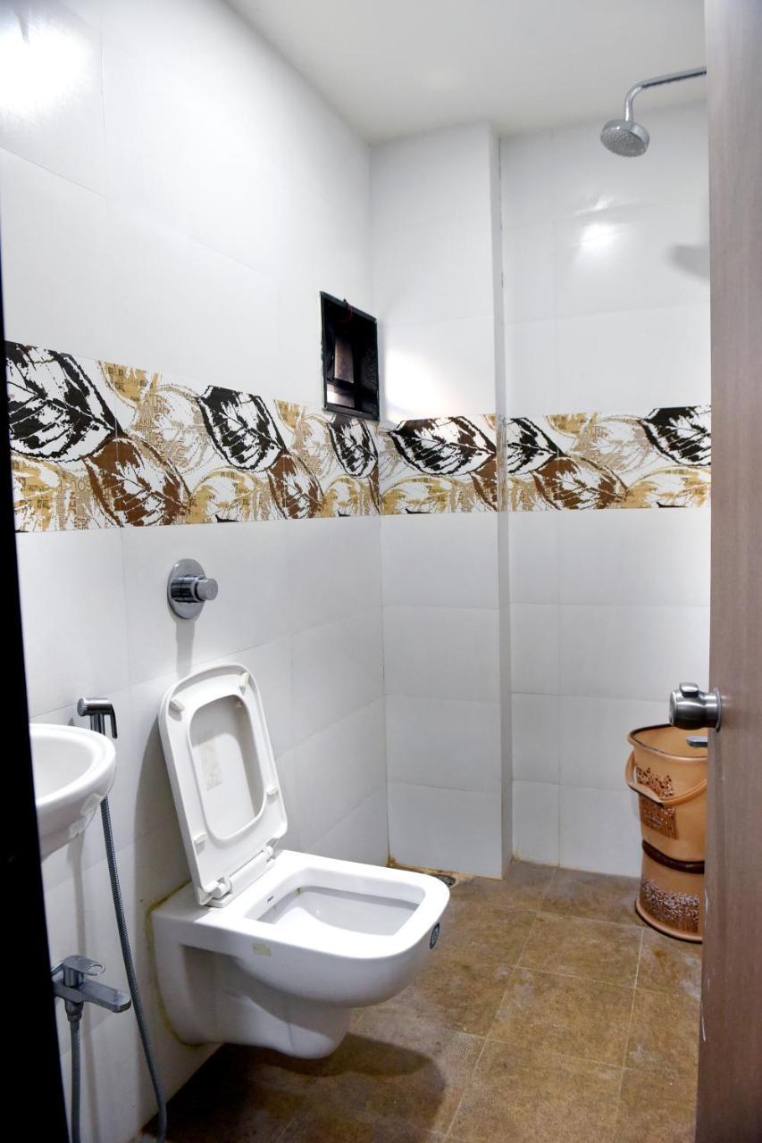 Hotel Lotus Chandrapur Zewnętrze zdjęcie