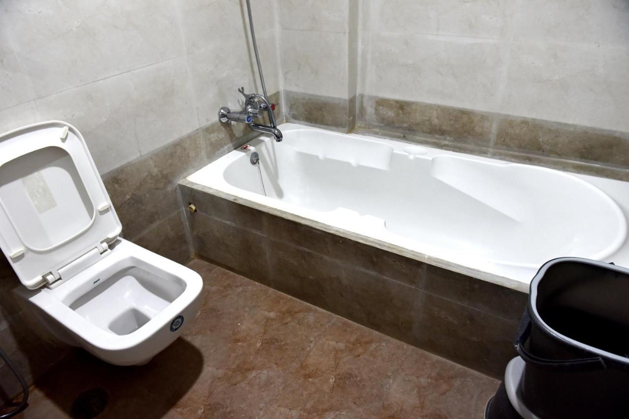 Hotel Lotus Chandrapur Zewnętrze zdjęcie