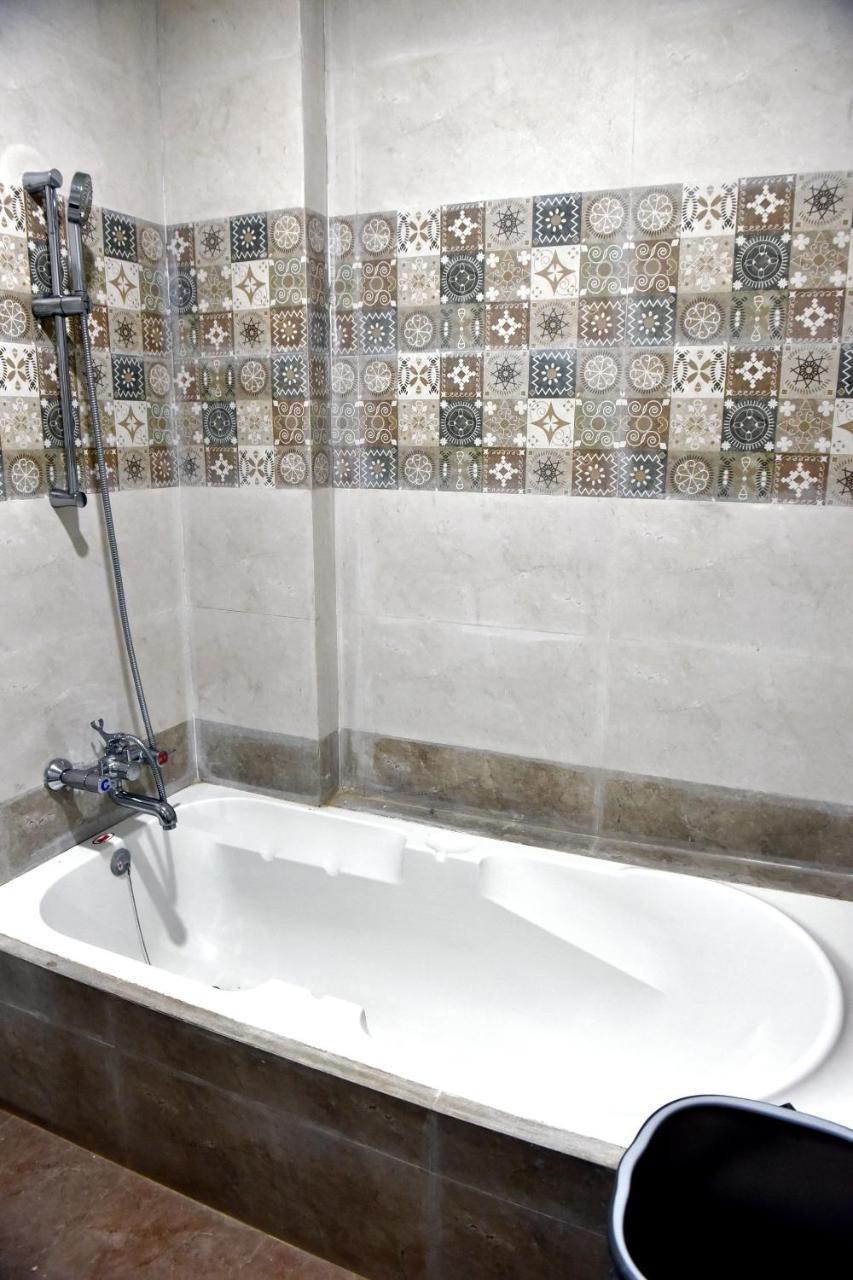 Hotel Lotus Chandrapur Zewnętrze zdjęcie